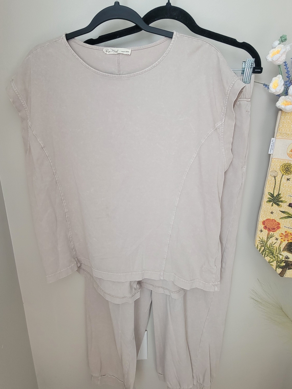 Soft Beige Two-Piece Lounge Set Size S